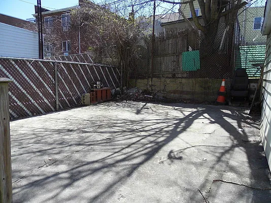 Sold by MY HOME REALTY.COM LLC | media 2