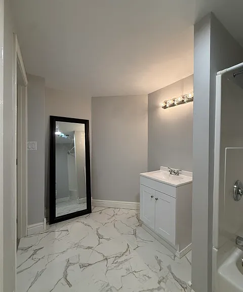 827 Market St #3 — Photo 16
