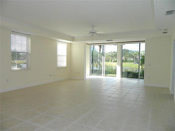 4th image of 4775 S Harbor Dr APT 101