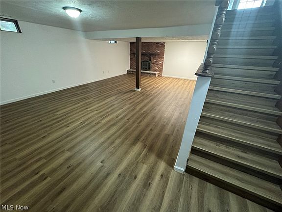 3rd image of 811 23rd St