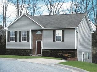 897 Londonderry Dr, High Point, NC 27265