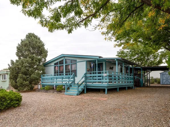 208 E Dawnview Dr, Pueblo West, CO 81007