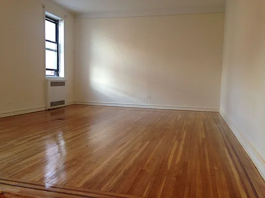 Rented by Zuz Realty | media 4