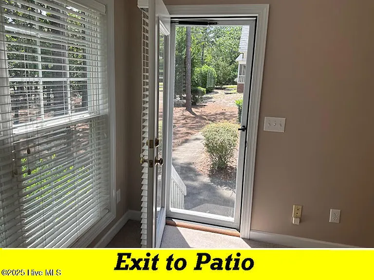 12 Deerwood Ln — Photo 17