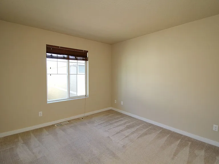 420 SW 204th Ter — Photo 21