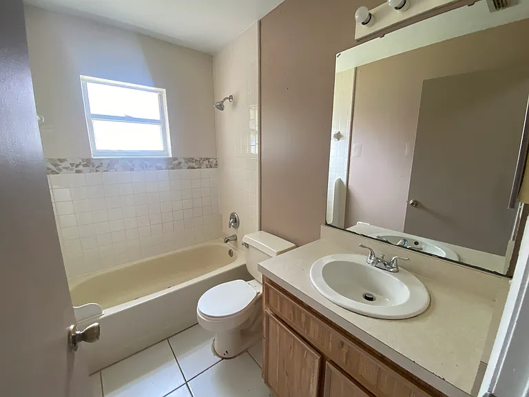 14050 Ithaca Way — Photo 8