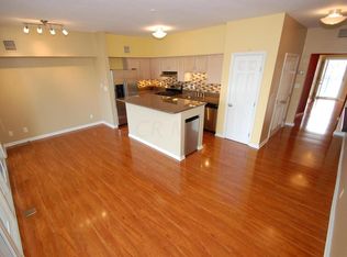 4401 Hunts Landing Rd APT 206, Hebron, OH 43025