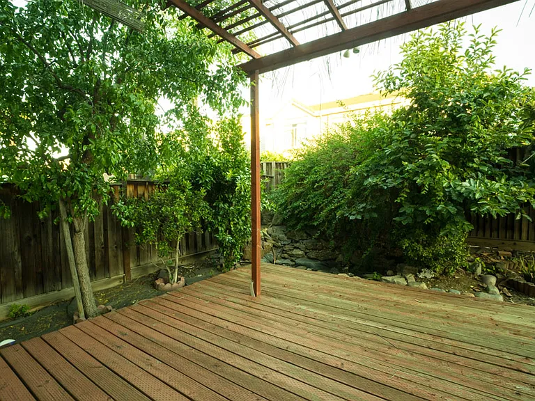 2207 Spanish Ct — Photo 14