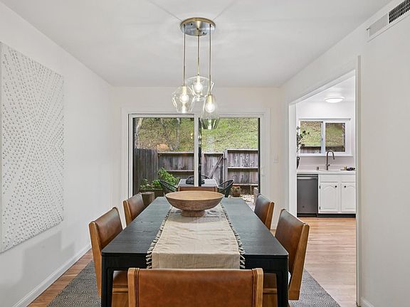 5th image of 405 Sylvia Way