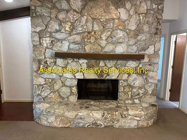 119 SW 75th Ter — Photo 3