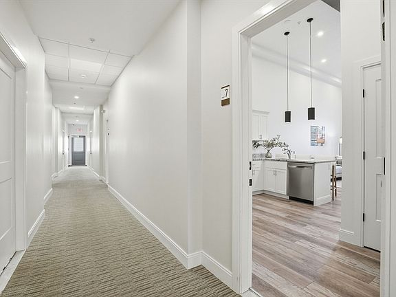 4th image of 10 Water St #8