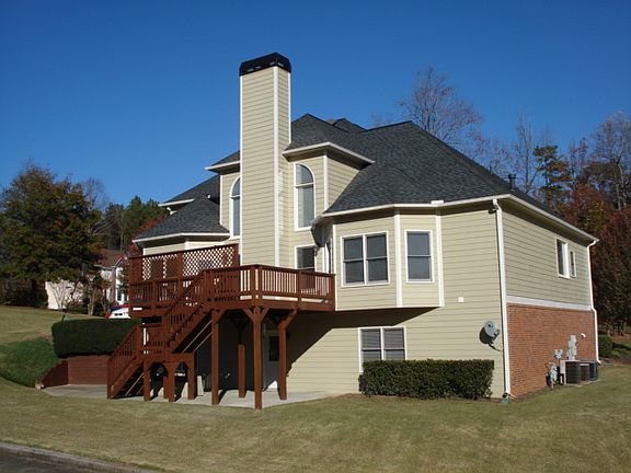 4th image of 1005 Avery Creek Dr