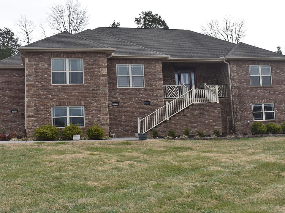 1st image of 1831 Sierra Ln