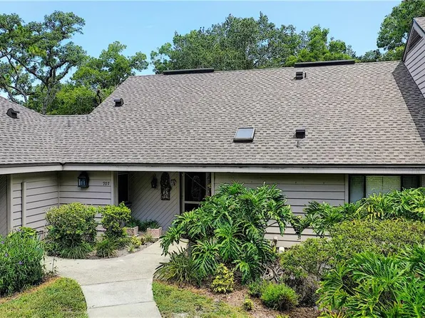 707 Old Mill Pond Rd, Palm Harbor, FL 34683