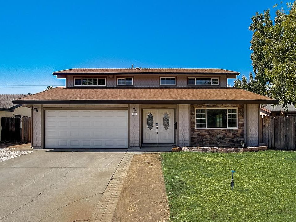1st image of 2952 Calle Del Sol Way