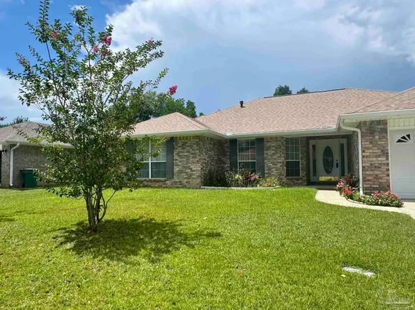 1006 Lake Aire Dr, Pensacola, FL 32506