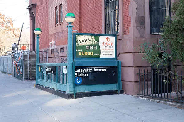 Rented by Common Living, Inc. | media 52