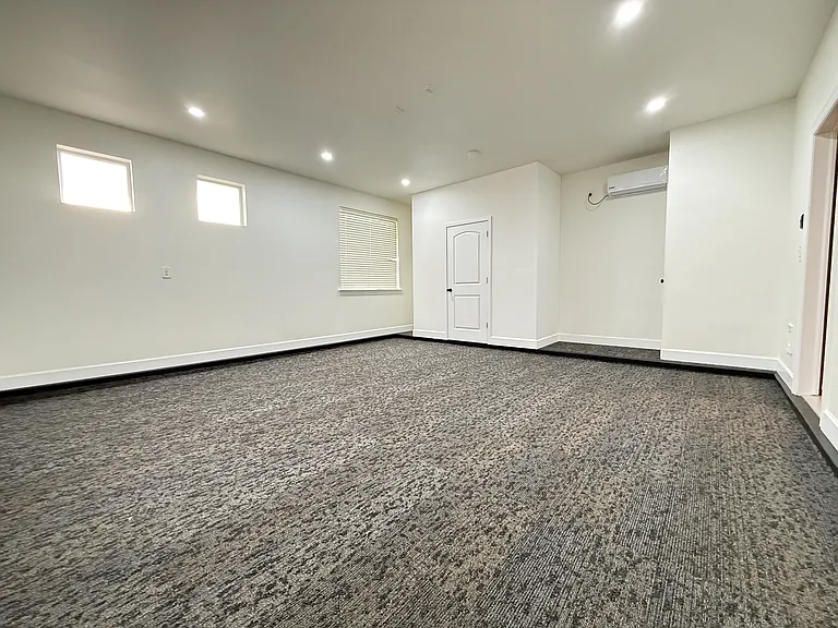 1028 Flyer Pl — Photo 28