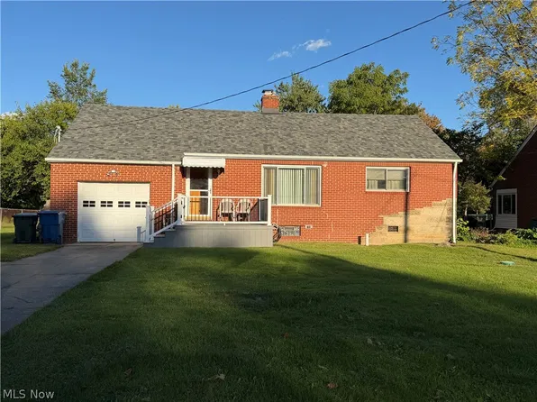 6467 Columbia Rd, Olmsted Township, OH 44138
