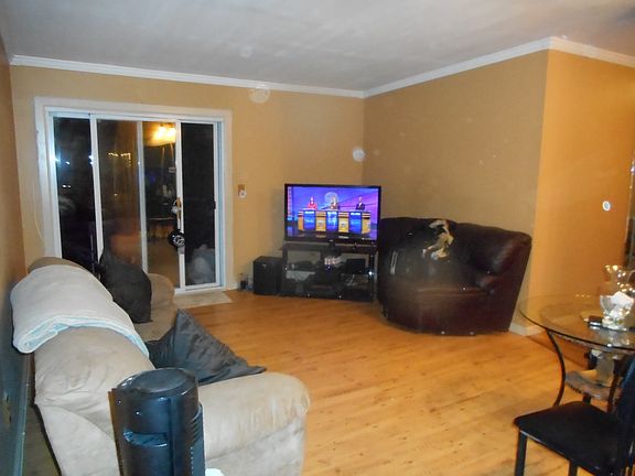 2nd image of 392 Maryland Avenue ##3c