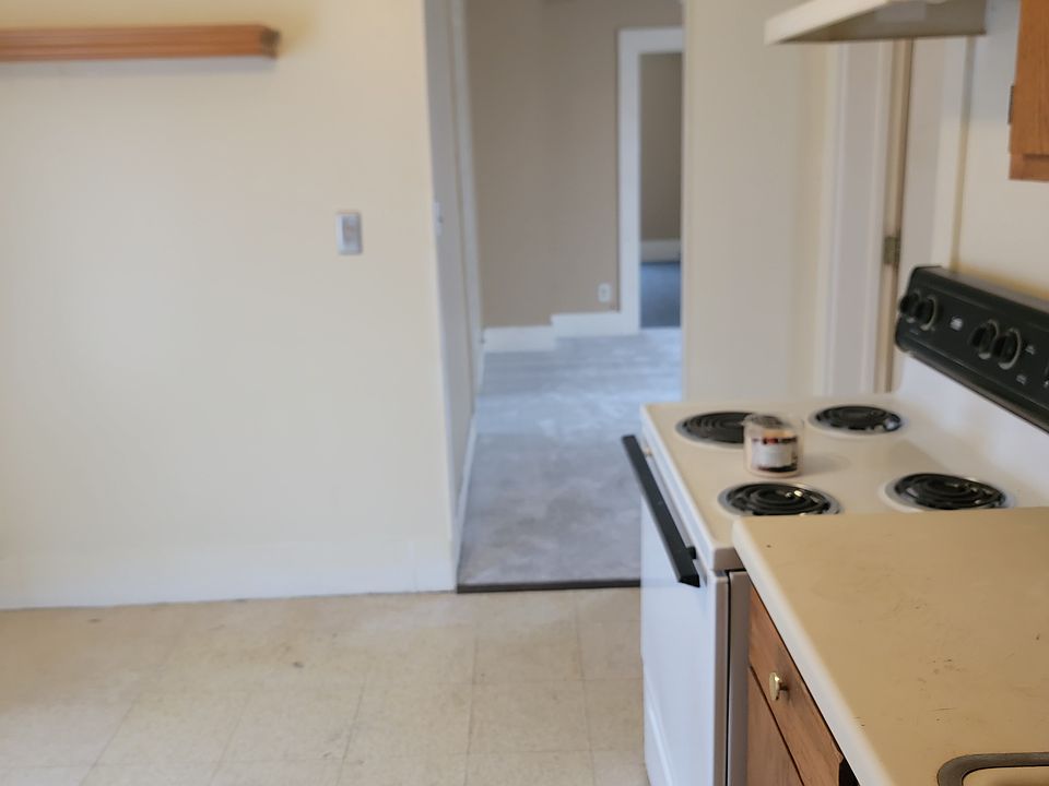 1st image of 123 Pearl St #123