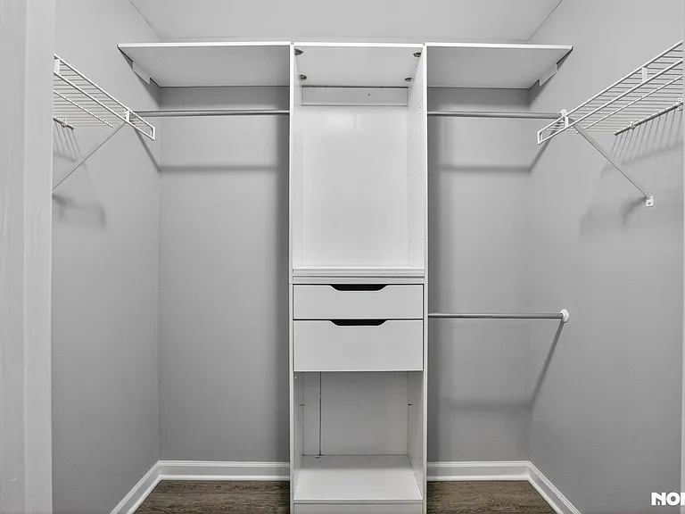 7 Hickory St — Photo 32