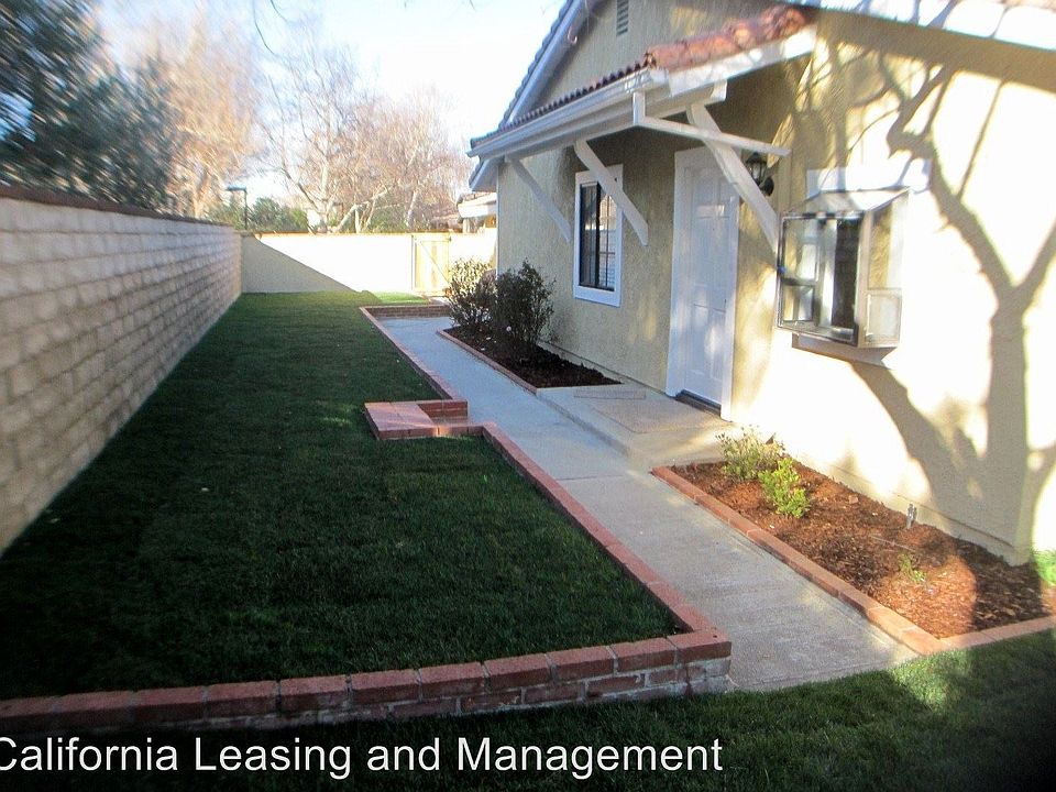 1st image of 25700 Turquesa Dr