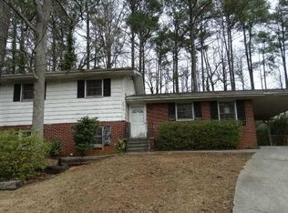 6030 Pine Creek Rd, Forest Park, GA 30297