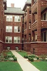 1st image of 960 W Cuyler Ave APT 3S