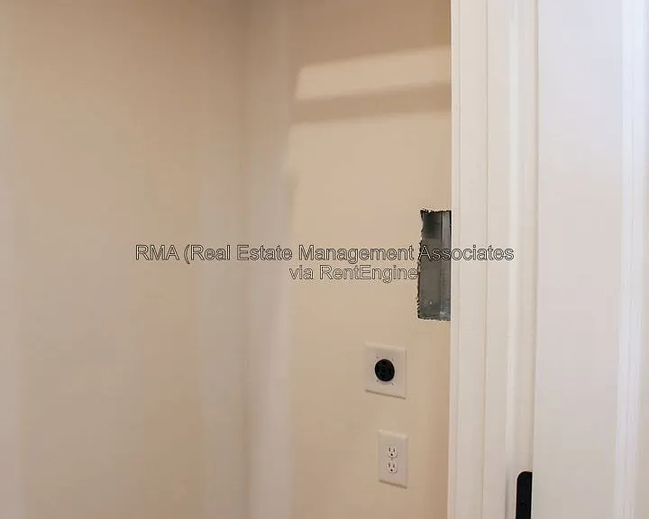 4 Zebulon St #2F — Photo 10