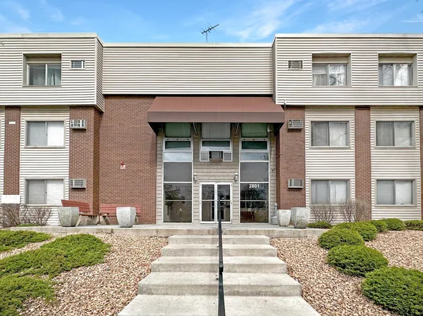2801 Flag Ave N APT 308, New Hope, MN 55427