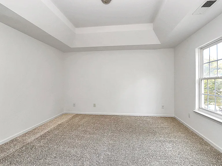 1215 McAllister Dr — Photo 25
