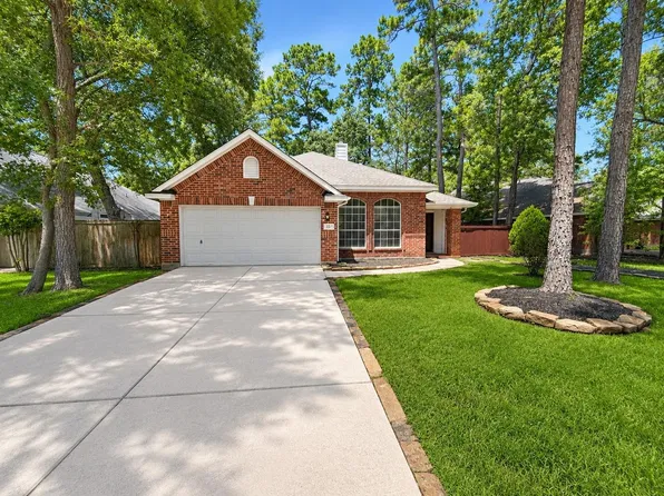 22 Cypress Bayou Ct, Spring, TX 77382