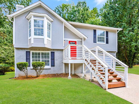 2nd image of 5525 Marbut Forest Ct