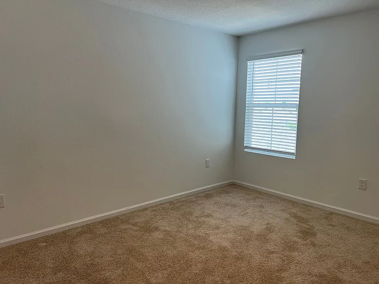 4021 Haymon Ave — Photo 10