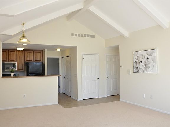 4th image of 3141 Primrose Ln