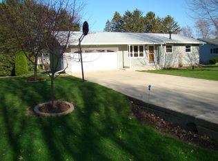 N8252 Frances Ln, Beaver Dam, WI 53916