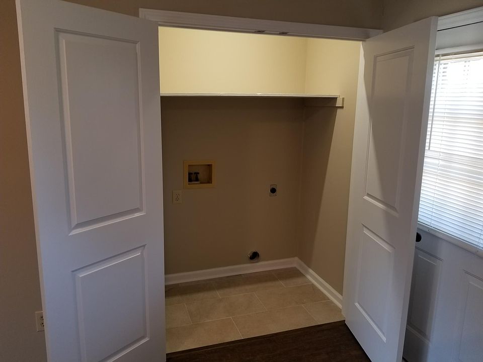 Laundry closet