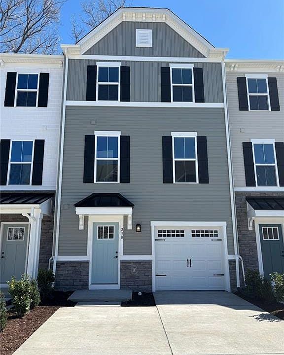 1st image of 238 Tern Ave