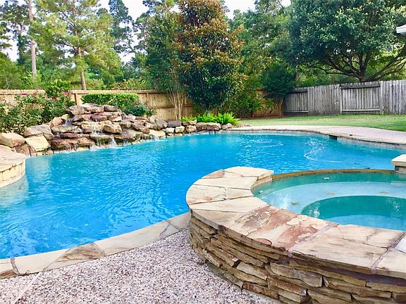 2nd image of 13531 Kavanaugh Ln
