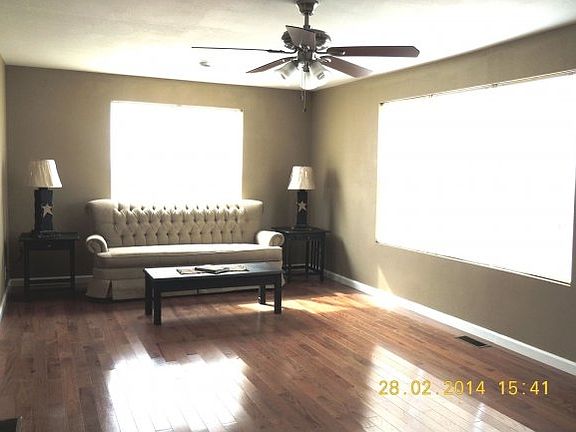 2nd image of 614 Vista Dr