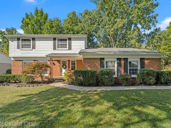 6341 Walker Dr, Troy, MI 48085