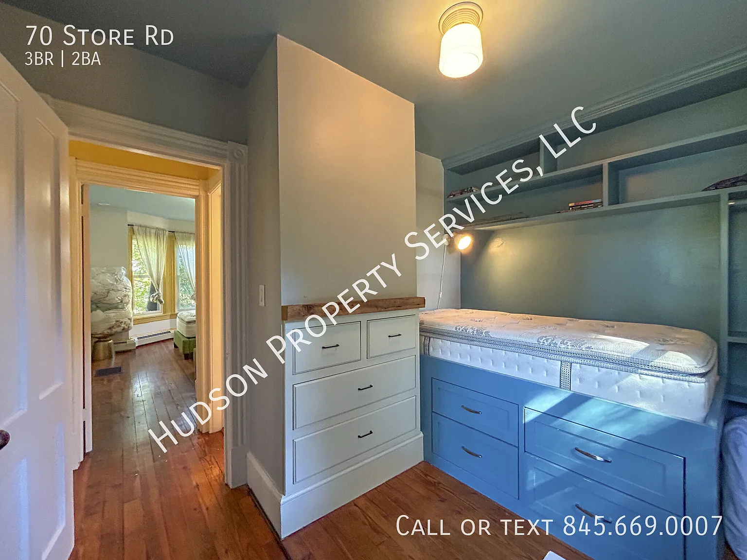 Charming, Modern Farmhouse in Accord! — Photo 2