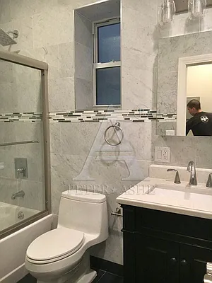 Rented by Peter Ashe | media 20