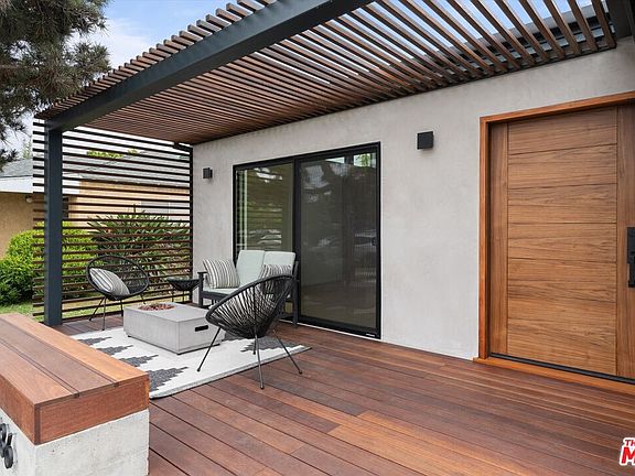 4th image of 12836 Bonaparte Ave