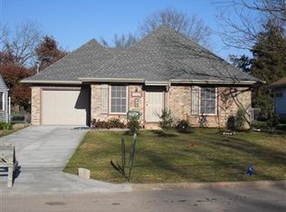 1540 S Rogers Ave, Springfield, MO 65804