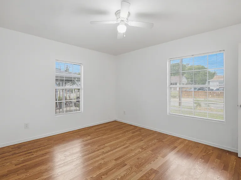 2538 Stovall Dr — Photo 5