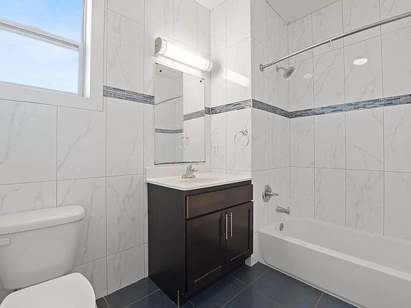 4th image of 6400 Jefferson St #206MGMT