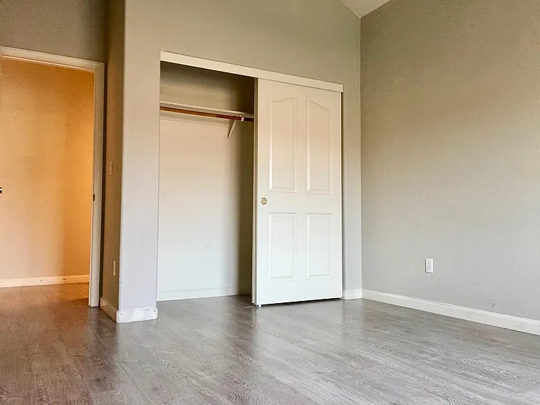 Guest bedroom B
