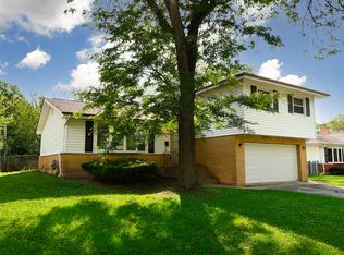 18938 Jonathan Ln, Homewood, IL 60430